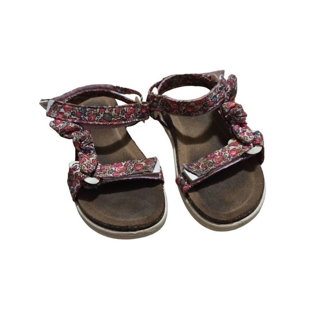 Wonder Nation floral sandals 10